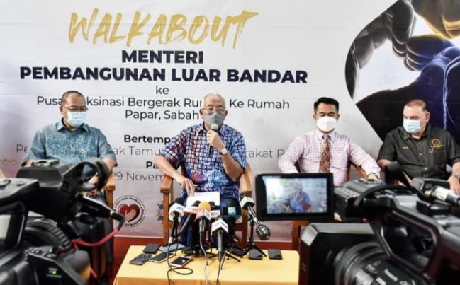 Daftar GRS, Mahdzir serahkan ke pimpinan UMNO Sabah