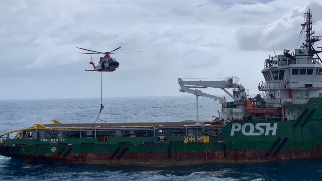 [VIDEO] Operasi aman rig minyak Petronas berhasil, kapal ditarik ke KSB