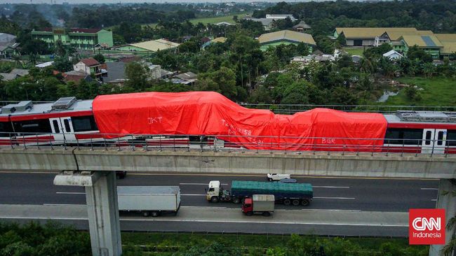 Dua tren LRT Jakarta bertembung ketika ujian laluan – Utusan Digital