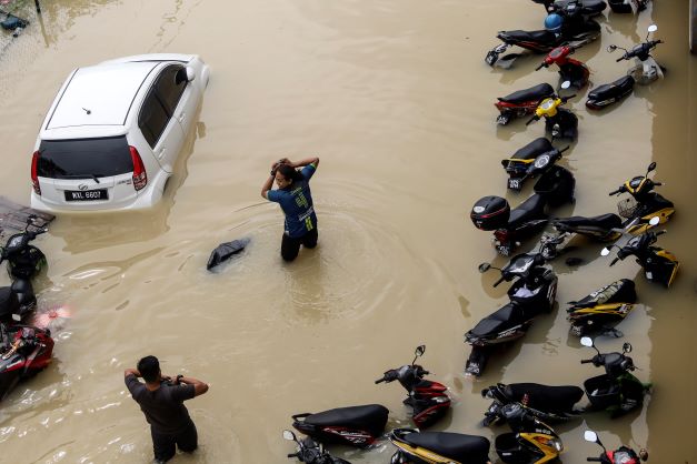 Bantuan banjir check Bantuan Automotif