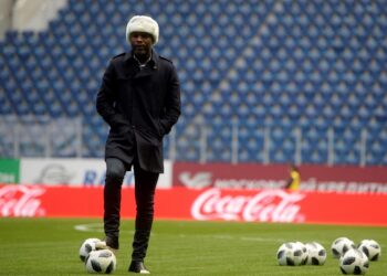 William Gallas mengambil keputusan untuk membimbing kelab Hungary,