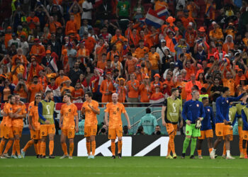 Belanda dipaksa berkerja keras sebelum menang 2-0 ke atas Senegal, sebentar tadi.