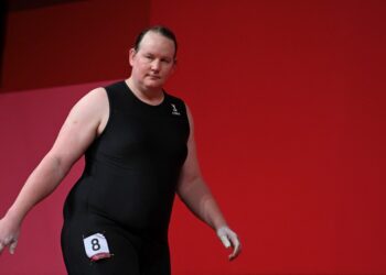 Atlet angkat berat transgender pertama dari New Zealand, Laurel Hubbard bercadang untuk bersara selepas tersingkir daripada Sukan Olimpik Tokyo 2020.
