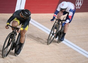 Pelumba basikal trek negara negara, Datuk Azizulhasni Awang antara atlet yang disasarkan mampu layak ke Sukan Olimpik Paris 2024.