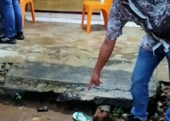 SELIPAR Jepun berwarna hijau milik suspek yang ditemukan di depan bank Bri Link Way di Bungur.-KOMPAS.COM