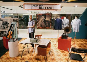 BANYAK dokumen dan barangan bersejarah untuk rujukan generasi akan datang disimpan oleh Arkib Negara Malaysia termasuk koleksi berkaitan Seniman Agung, Tan Sri P. Ramlee. – UTUSAN/FARIZ RUSADIO