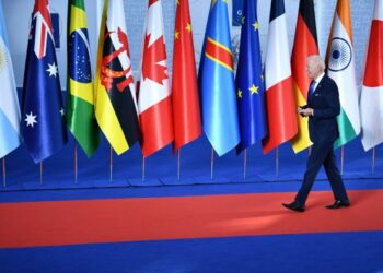 PRESIDEN AS, Joe Biden menghadiri Sidang Kemuncak Pemimpin Dunia G20 di pusat konvensyen La Nuvola di Rom. - AFP