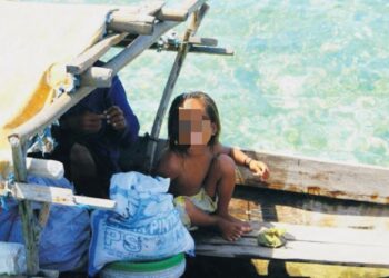 KERAJAAN perlu mempertimbangkan pengeluaran dokumen sementara kepada kanak-kanak tanpa warganegara. – GAMBAR HIASAN