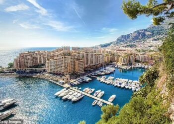 PEMANDANGAN indah pelabuhan Monte Carlo di Monaco. - AGENSI 