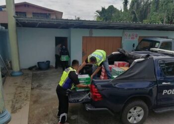 Rampasan dibuat di sebuah rumah sarang burung walet di Jalan Tiong Hua di sini semalam.