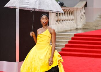 LASHANA Lynch kini menempa nama melalui watak heroin dalam No Time To Die. – AGENSI