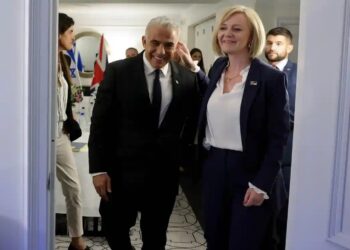 LIZ Truss bertemu dengan Yair Lapid ketika Perhimpunan Agung Bangsa-Bangsa Bersatu (UNGA) di New York. - ANDREW PARSONS