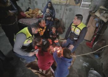 RAKYAT Palestin setiap hari diingatkan tentang makna hidup akibat penindasan dan kekejaman Zionis.