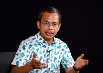 FAHMI FADZIL