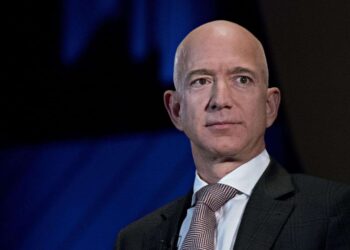 JEFF BEZOS