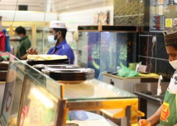 PENGUSAHA restoran nasi kandar di Pulah Pinang terus merayu kerajaan mempercepatkan kemasukan pekerja asing bagi mengelak perniagaan mereka gulung tikar kerana ketiadaan pekerja.