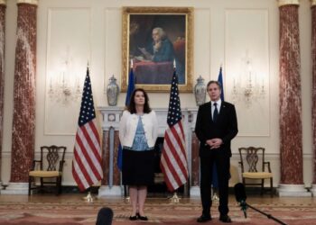 MENTERI Luar Sweden, Ann Linde bertemu dengan Setiausaha Negara AS, Antony Blinken di pejabat Jabatan Negara, Washington. - AFP