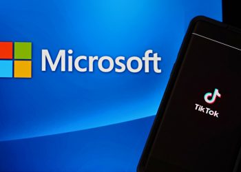 Microsoft dilaporkan dalam perbincangan untuk mengambil alih TikTok. – AFP