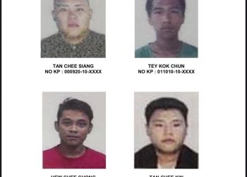 Empat lelaki dicari polis bagi membantu siasatan kes gaduh di sebuah restoran di Pandamaran, Klang.