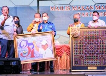070322-Sbh-maximusGRS