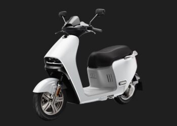 MOTOSIKAL elektrik keluaran EPMB yang akan dipasarkan di negara ini.