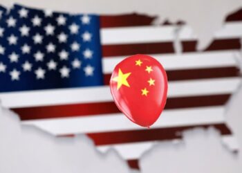KETEGANGAN antara China dan AS membimbangkan negara-negara di Asia Tenggara.-AGENSI