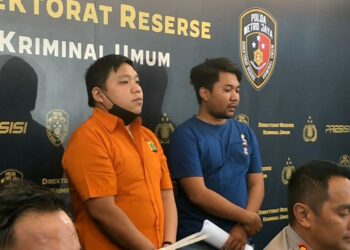 SUSPEK David Yulianto mengakui menggunakan nombor plat polis yang palsu pada kenderaannya. - AGENSI