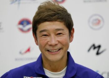 YUSAKU MAEZAWA