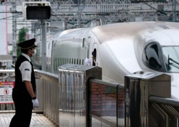 PEKERJA itu dijadualkan memandu kereta api kosong ke Stesen Okayama pada 18 Jun tahun lalu. - AFP
