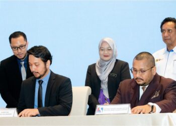 MAJLIS menandatangani memorandum persefahaman antara Koop Sahabat dan Hospital Islam Az Zahrah di Setia Alam, Selangor.