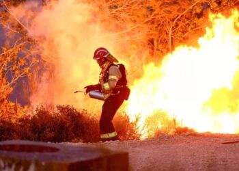 FENOMENA El Nino berkemungkinan akan meningkatkan lagi suhu bumi yang sudah semakin panas akibat perubahan iklim.-AGENSI