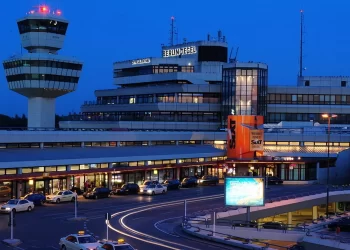 Lapangan Terbang Berlin antara lumpuh berikutan berlaku mogok pekerja hari ini. -Sputniknews