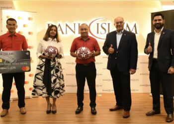 MAJLIS pelancaran kempen kad kredit-i Bank Islam Mastercard Trip To EUFA 2023 di Kuala Lumpur, kelmarin.