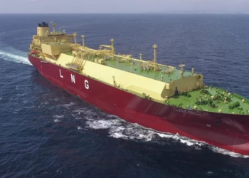 KAPAL LNG Prism Courage milik Korea Selatan menyeberangi Lautan Atlantik.-AGENSI