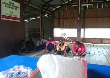 MASYARAKAT Orang Asli di Kampung Sungai Mai di Pahang amat terkenal dengan persembahan kebudayaan dan kraftangan tradisional. – GAMBAR HIASAN