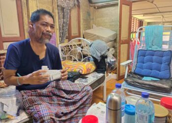 MOHD. Hadip Ramli yang menetap di Kampung Batu Hampar, Rembau merayu bantuan menampung biaya kos perubatan dan rawatan. –  UTUSAN/NOR AINNA HAMZAH