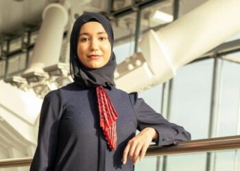 BRITISH Airways 
baru-baru ini memperkenalkan pakaian bertudung sebagai pilihan kepada kru penerbangan.