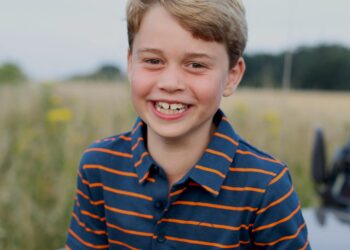 PUTERA George kini berusia lapan tahun dan merupakan pewaris ketiga takhta Britain. – AGENSI