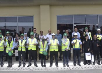 PESERTA program ICP melawat Stesen Janakuasa Tuanku Muhriz.