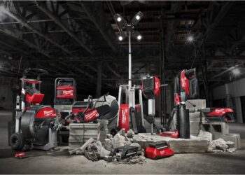 Milwaukee mempelopori penggunaan teknologi bateri jenis lithium-ion pada perkakasan tangan.