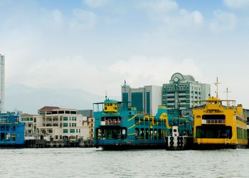 GAMBAR hiasan dari Facebook, Feri Penang.