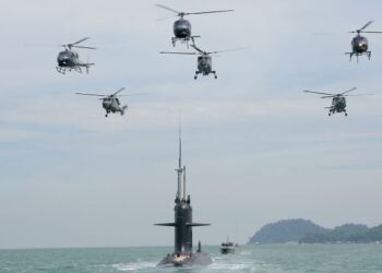 PENGUASAAN sistem keselamatan untuk pertahanan kedaulatan perairan negara di timur Johor dan Selat Melaka tidak boleh diabaikan malah sebaliknya perlu dipertingkatkan segera.