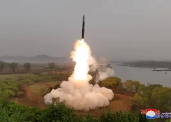 KCNA berkata Hwasong-18 ialah ICBM dalam tiga peringkat. -AFP