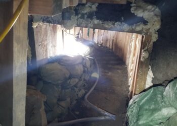 KEADAAN terowong yang digali lapan perompak di kawasan bawah tanah sebuah hotel di bandar Cheongju di wilayah Chungcheong Utara.-AGENSI