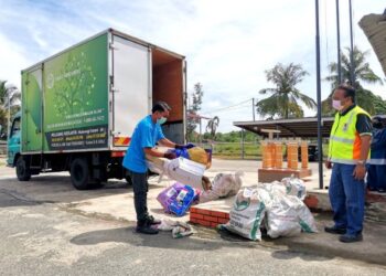 BARANGAN kitar semula yang dikumpulkan menerusi program KITARecycle SWM Environment.