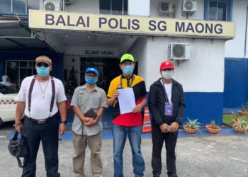 VOON Lee Shan membuat laporan polis terhadap Suruhanjaya Pencegahan Rasuah (SPRM) di Balai Polis Sg. Maong pukul dua petang tadi susulan penahanannya kelmarin.