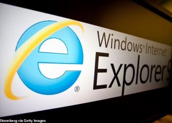 MICROSOFT menamatkan pelayar laman web, Internet Explorer. - BLOOMBERG