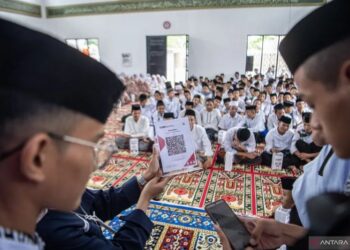 KES kod QR palsu yang menjadikan masjid sebagai modus operandi mendapatkan wang derma secara haram tular di media sosial baru-baru ini.-AGENSI