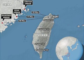 KEM Pangkalan tentera udara China di Longtian, Huian dan Zhangzhou yang mengadap Taiwan.-AGENSI