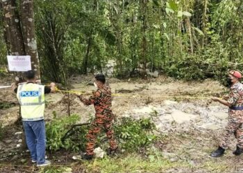 ORANG ramai tidak dibenarkan memasuki kawasan penemuan emas di Kampung Air Sejuk di Setiu susulan kejadian tanah runtuh.